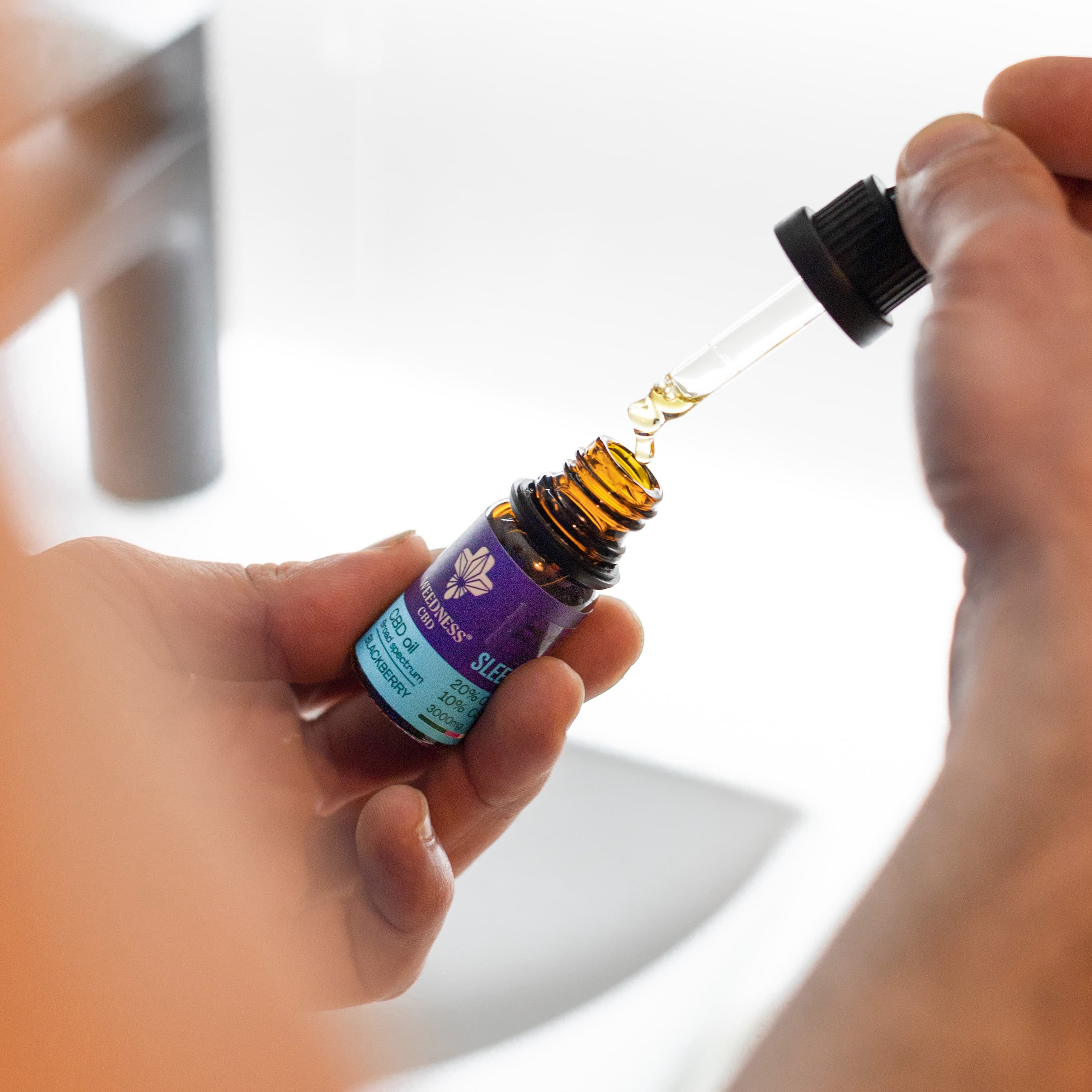 Olio CBD Sleep 20% + CBN 10% | Mora 10ml